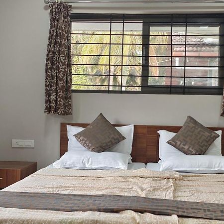 Sugamya Farm Guesthouse ซาการ์ ภายนอก รูปภาพ