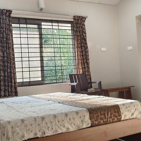 Sugamya Farm Guesthouse ซาการ์ ภายนอก รูปภาพ