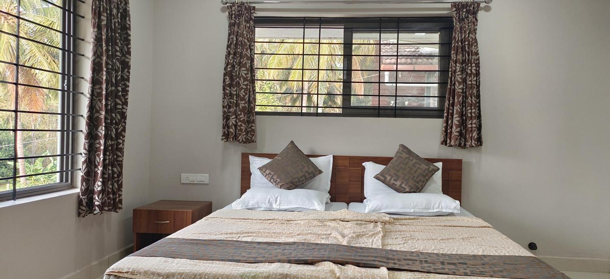 Sugamya Farm Guesthouse ซาการ์ ภายนอก รูปภาพ