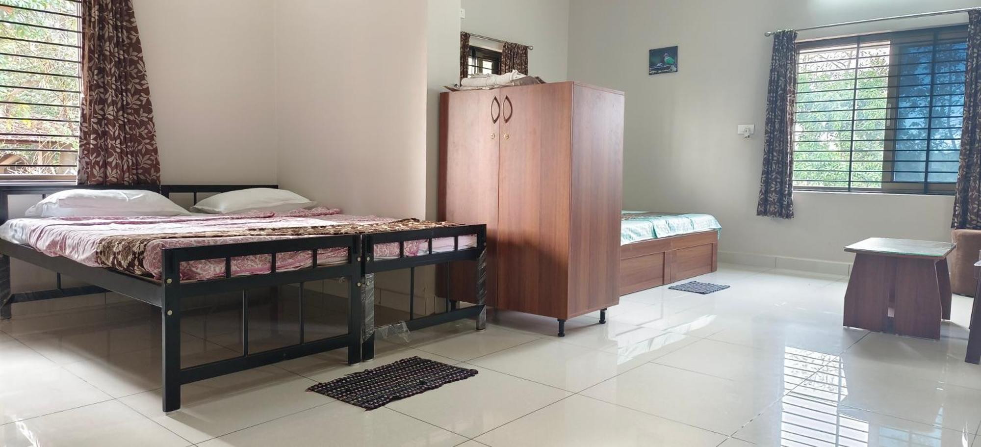 Sugamya Farm Guesthouse ซาการ์ ห้อง รูปภาพ