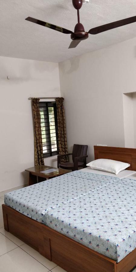 Sugamya Farm Guesthouse ซาการ์ ภายนอก รูปภาพ